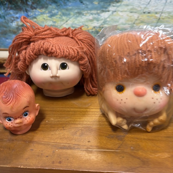 Vintage Crafting Doll Heads - Picture 2 of 5